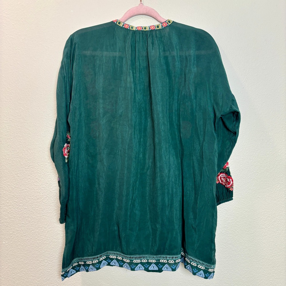 NWT Johnny Was Zedonia Embroidered Tunic Top Green Floral Bohemian Blouse M - Picture 8 of 12